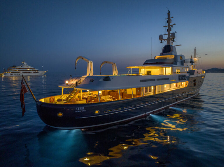 Steel - Elegant and warm explorer yacht with a Cuban mahogany interior