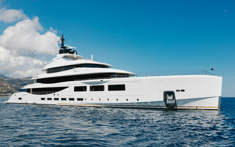 M/Y ALFA