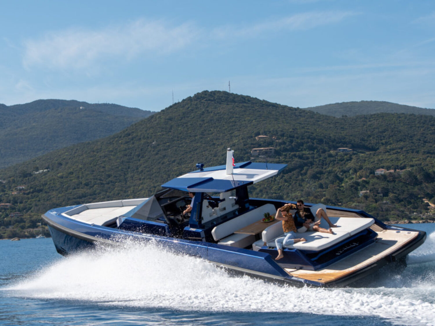 Baby Shane yacht charter 3