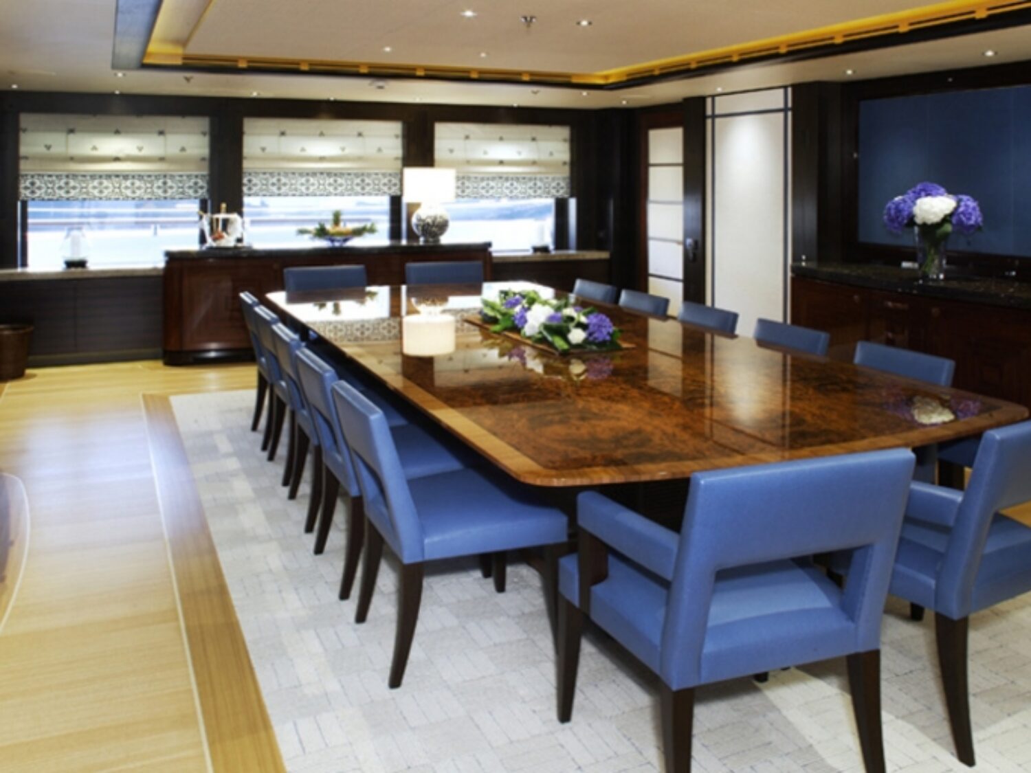 Baton-Rouge_yacht_by_Yachting-Concept__0005-1024x512