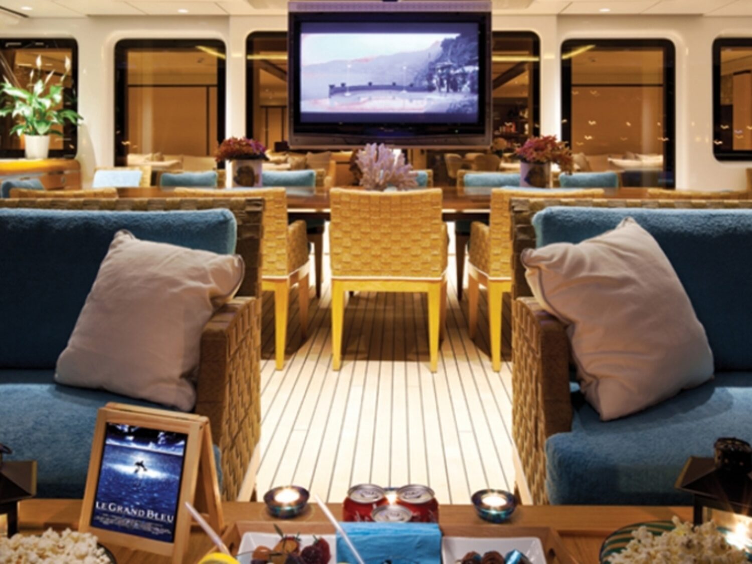 Baton-Rouge_yacht_by_Yachting-Concept__0008-1024x512