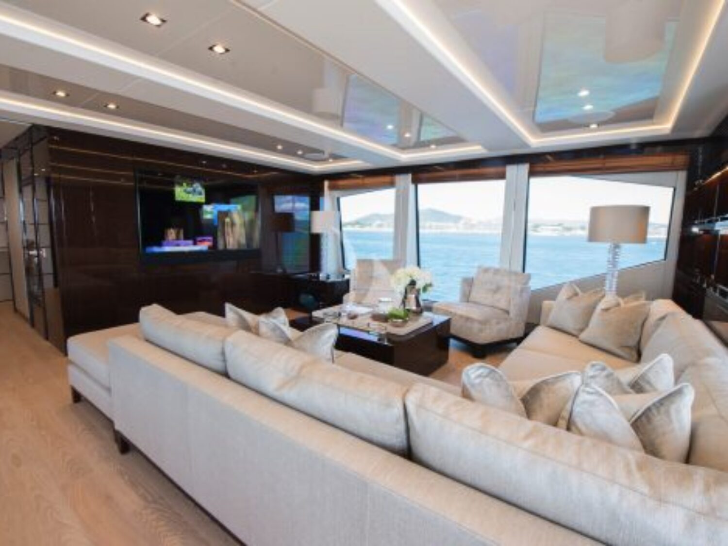 'E Motion' motor yacht 2