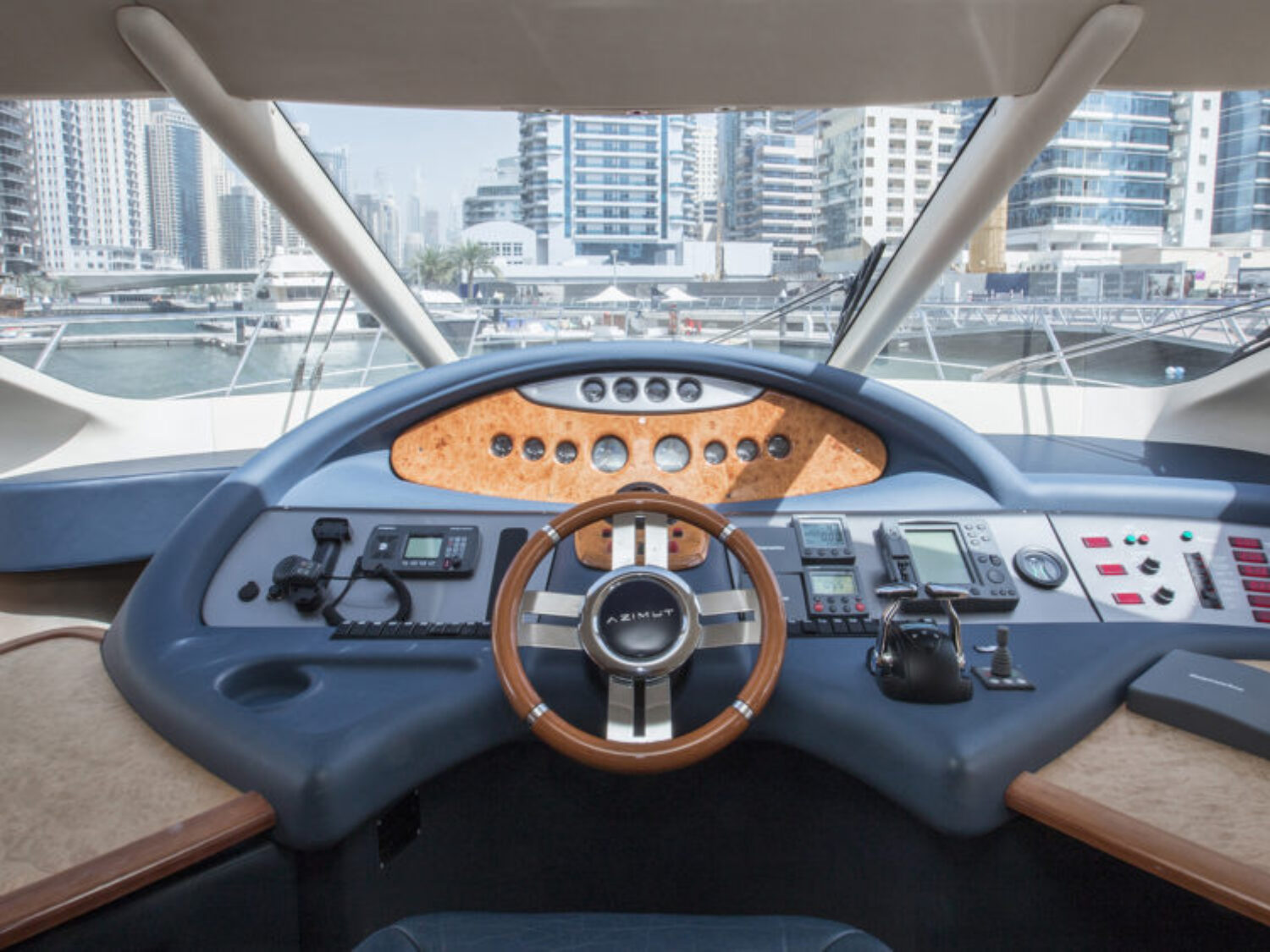 Freedom 2 yacht charter 10