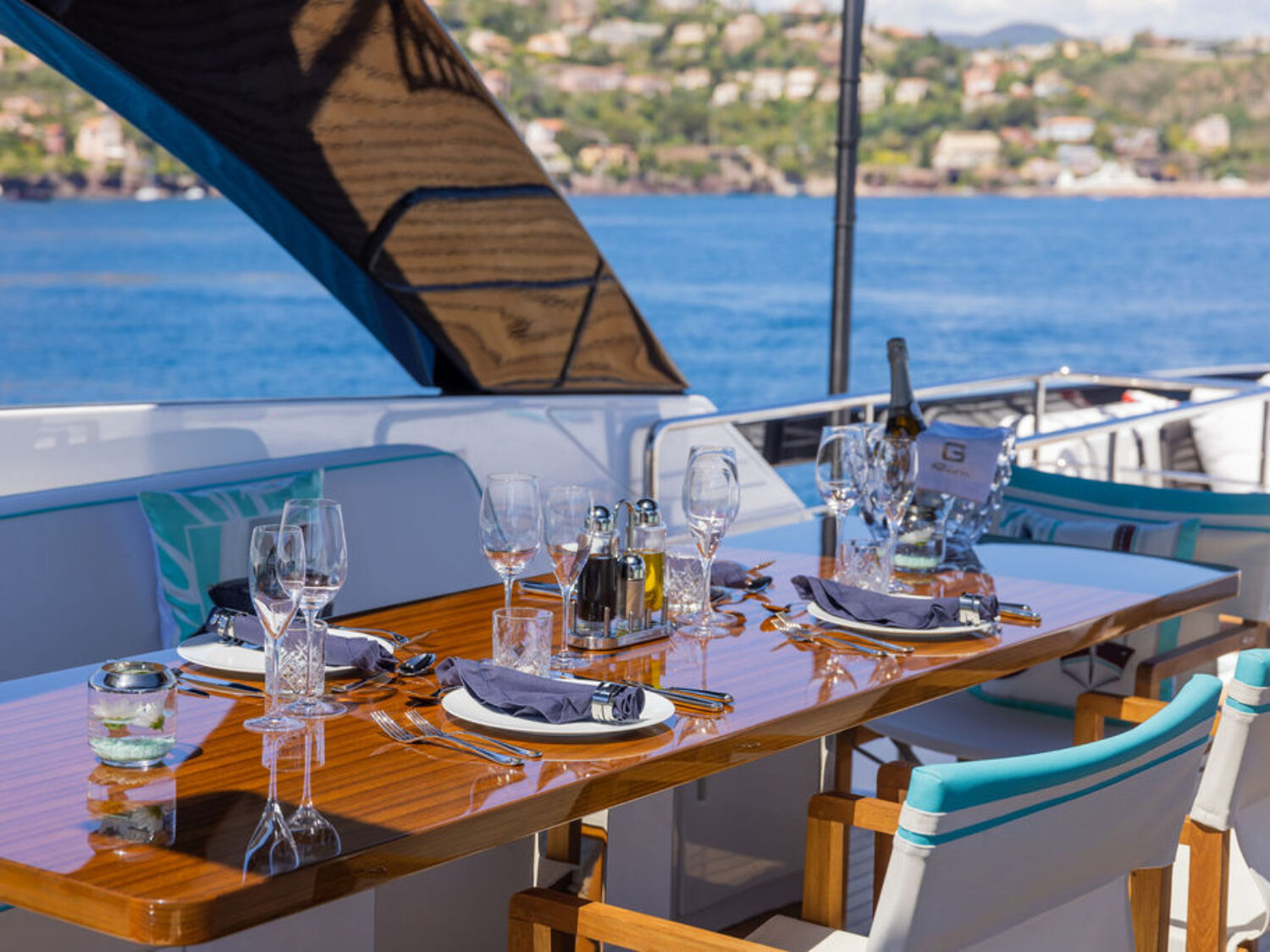G yacht charter 24