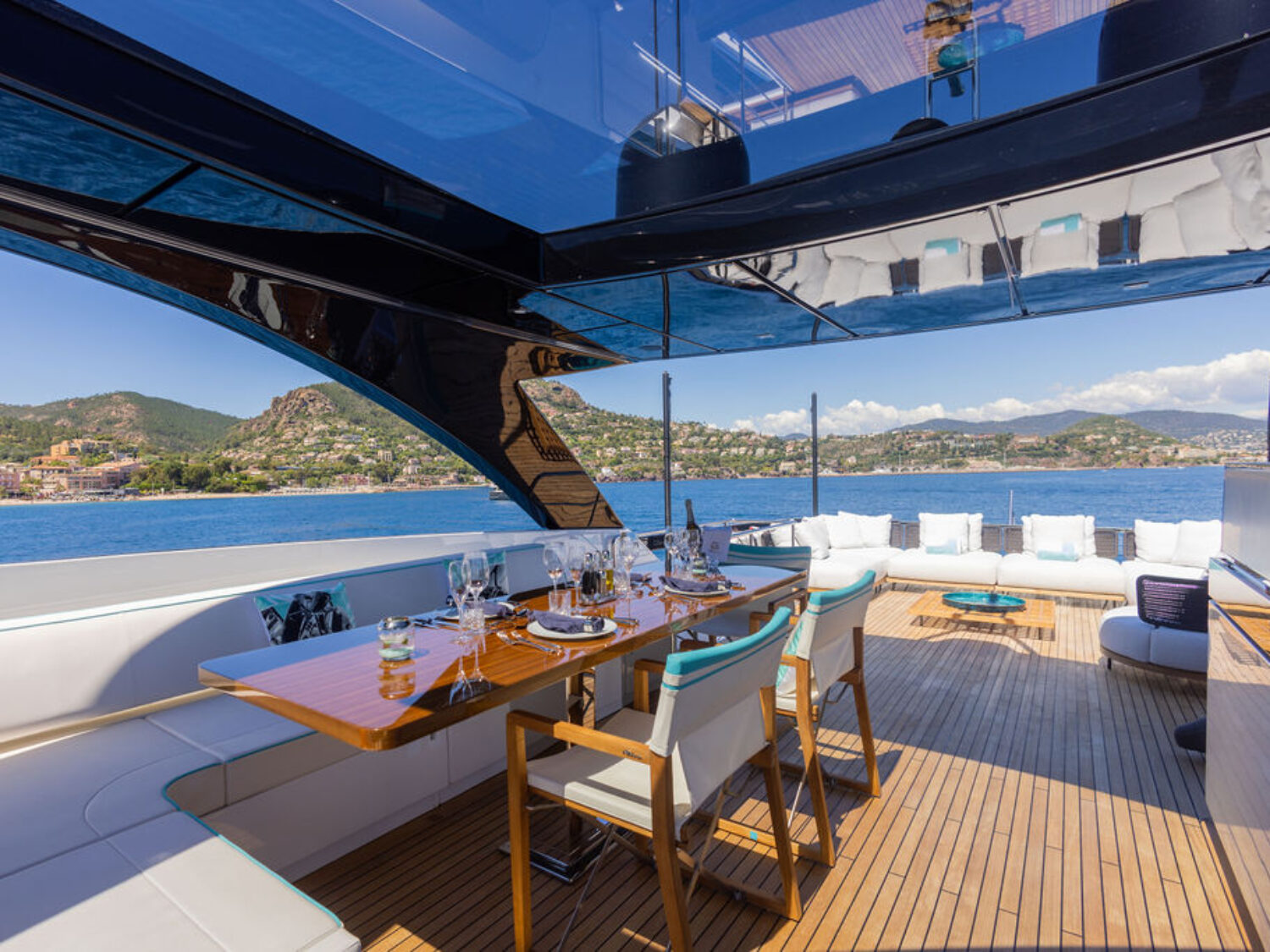 G yacht charter 31