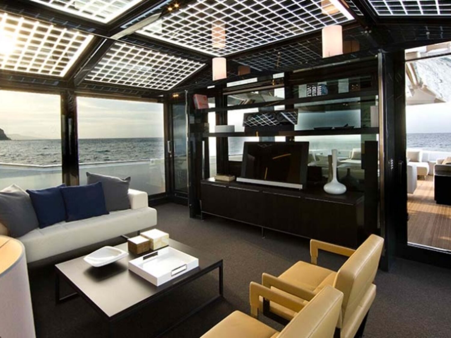 Good-Life_yacht_by_Yachting-Concept__0002_03-1024x512