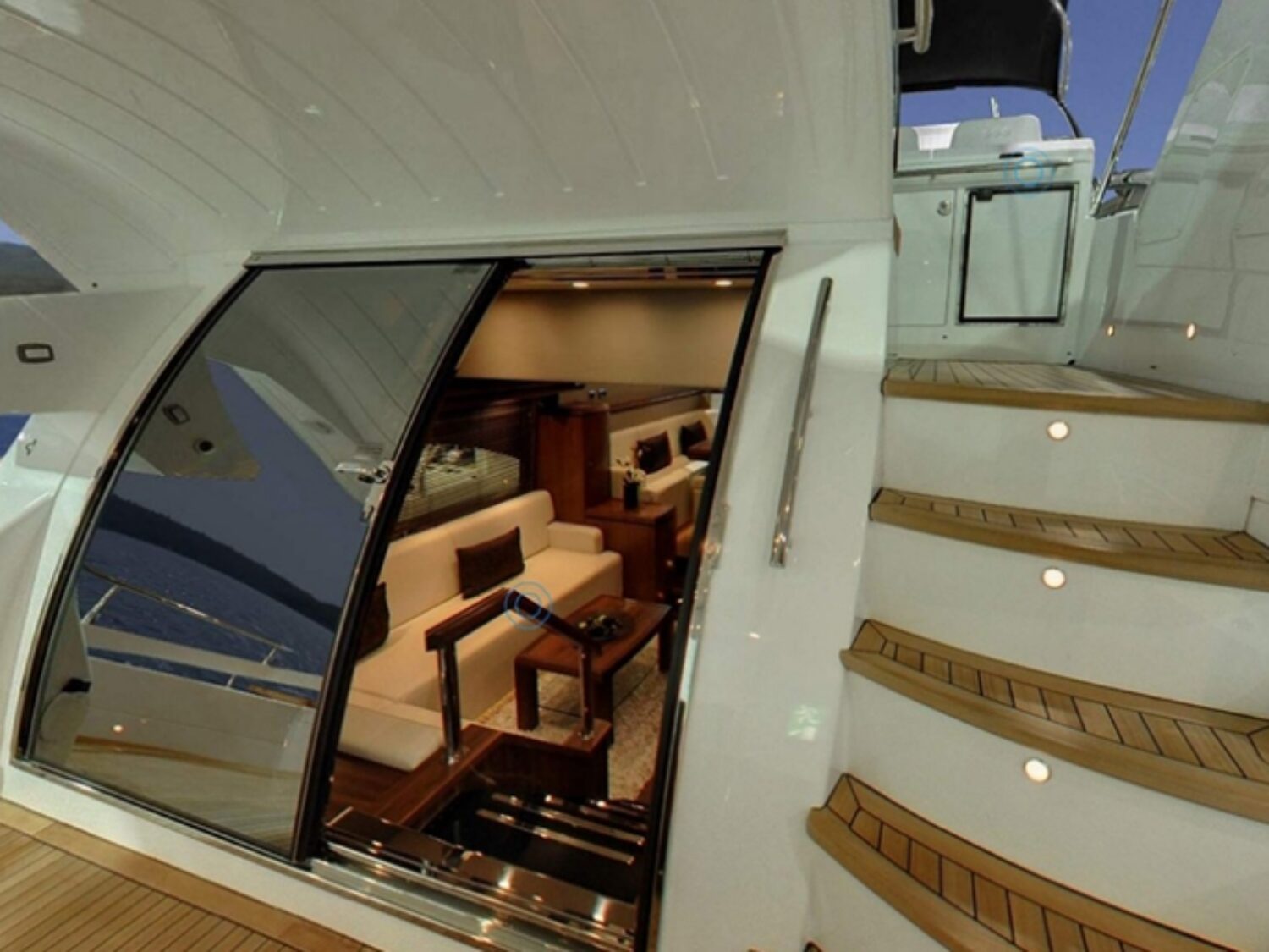 Harvest-Moon_yacht_by_Yachting-Concept__0003_04-1024x512