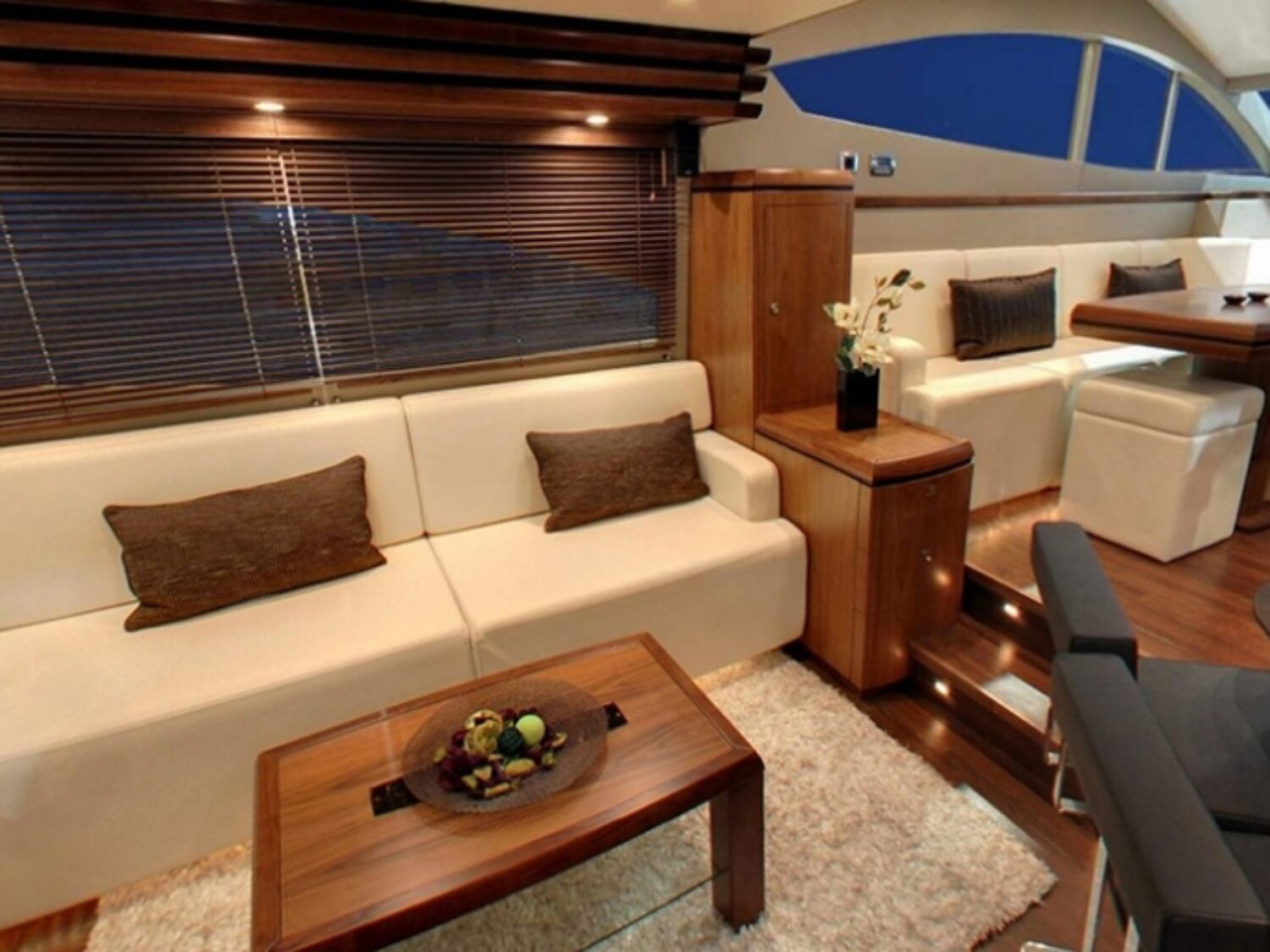 Harvest-Moon_yacht_by_Yachting-Concept__0004_05-1024x512