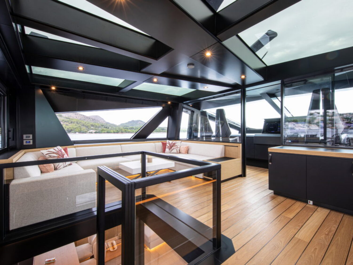 M/Y Kiki V - Wally YachtsCopyright © www.yacht-shot.comStuart Pearce