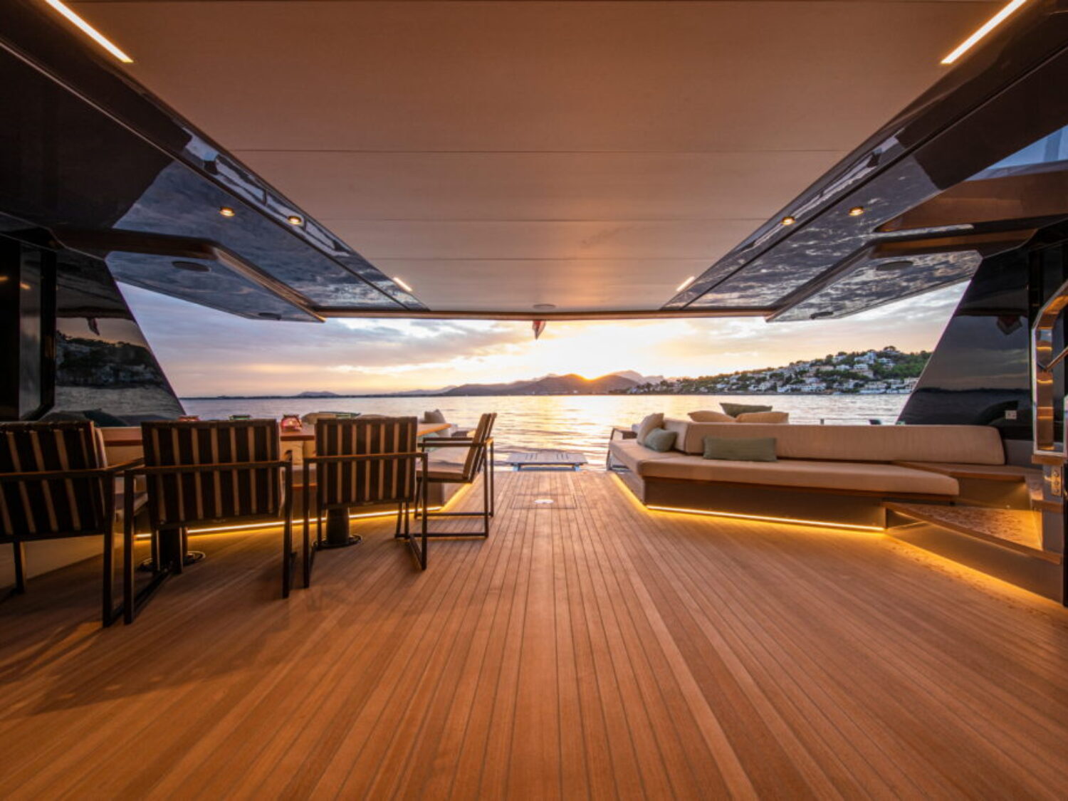 M/Y Kiki V - Wally YachtsCopyright © www.yacht-shot.comStuart Pearce
