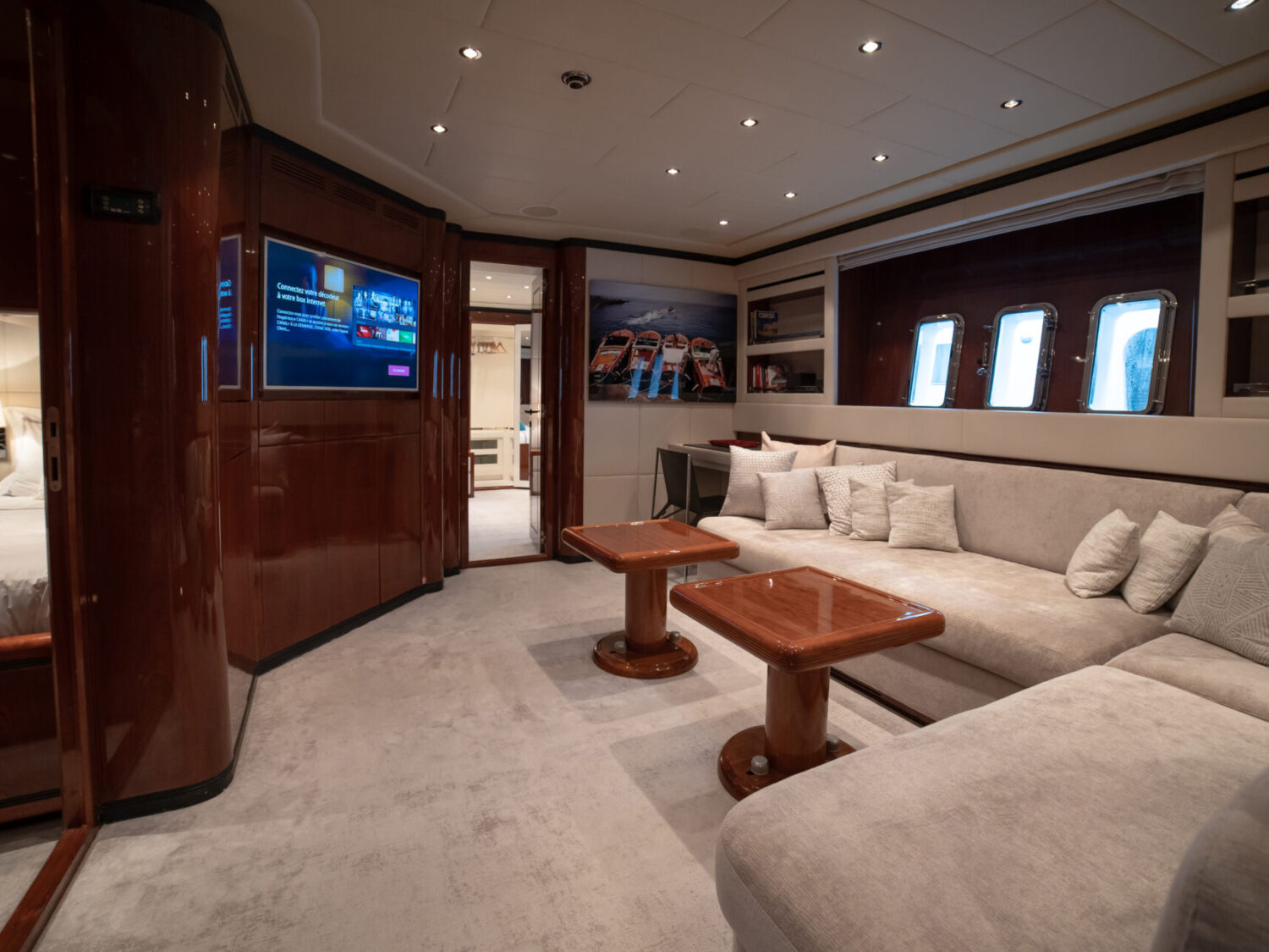 Lady B yacht charter 101