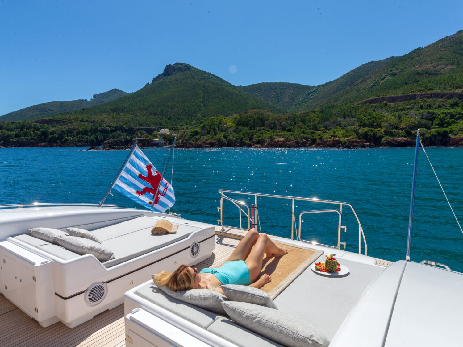 Lady B yacht charter 12