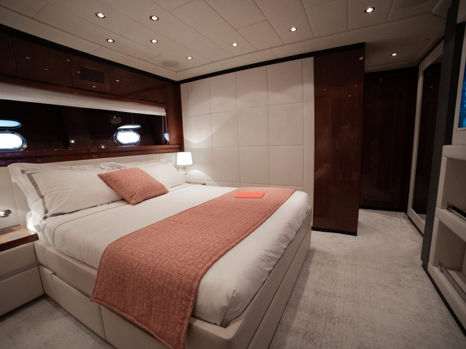 Lady B yacht charter 122