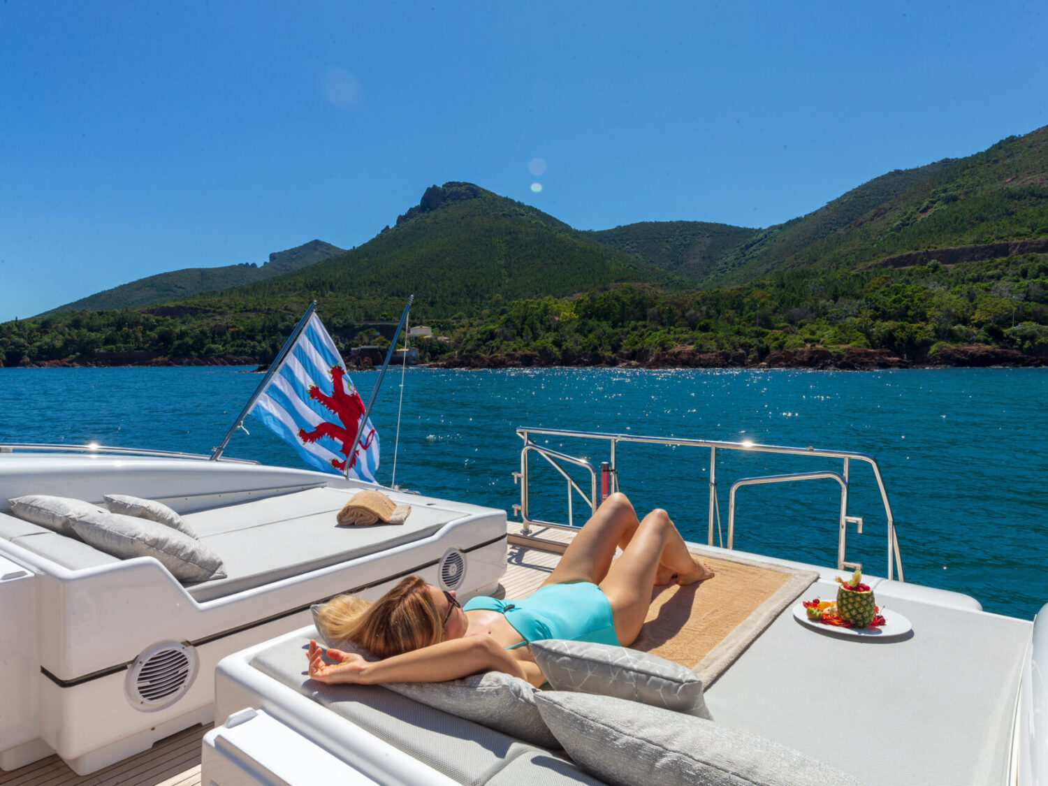 Lady B yacht charter 13