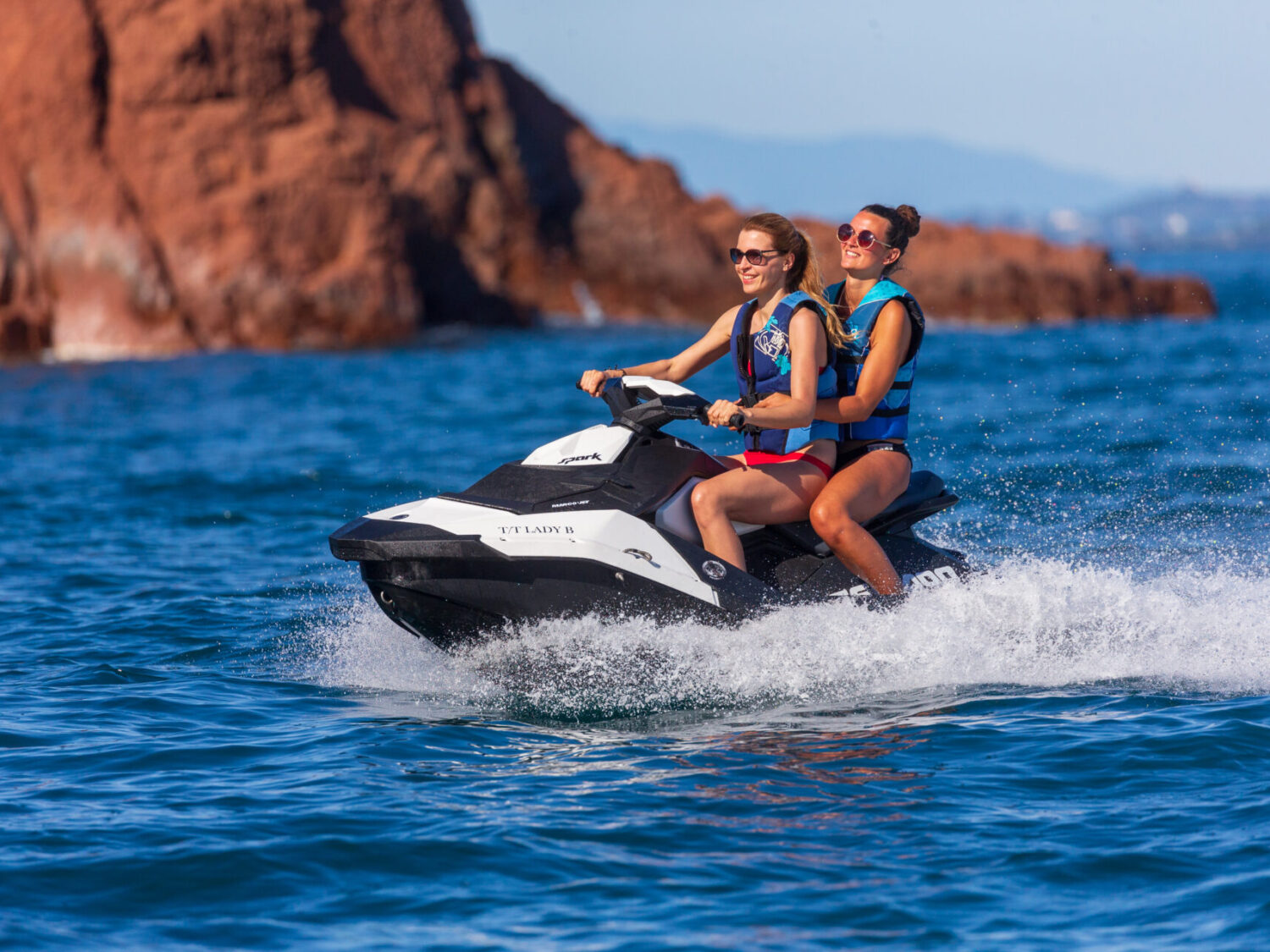 Lady B yacht charter 4