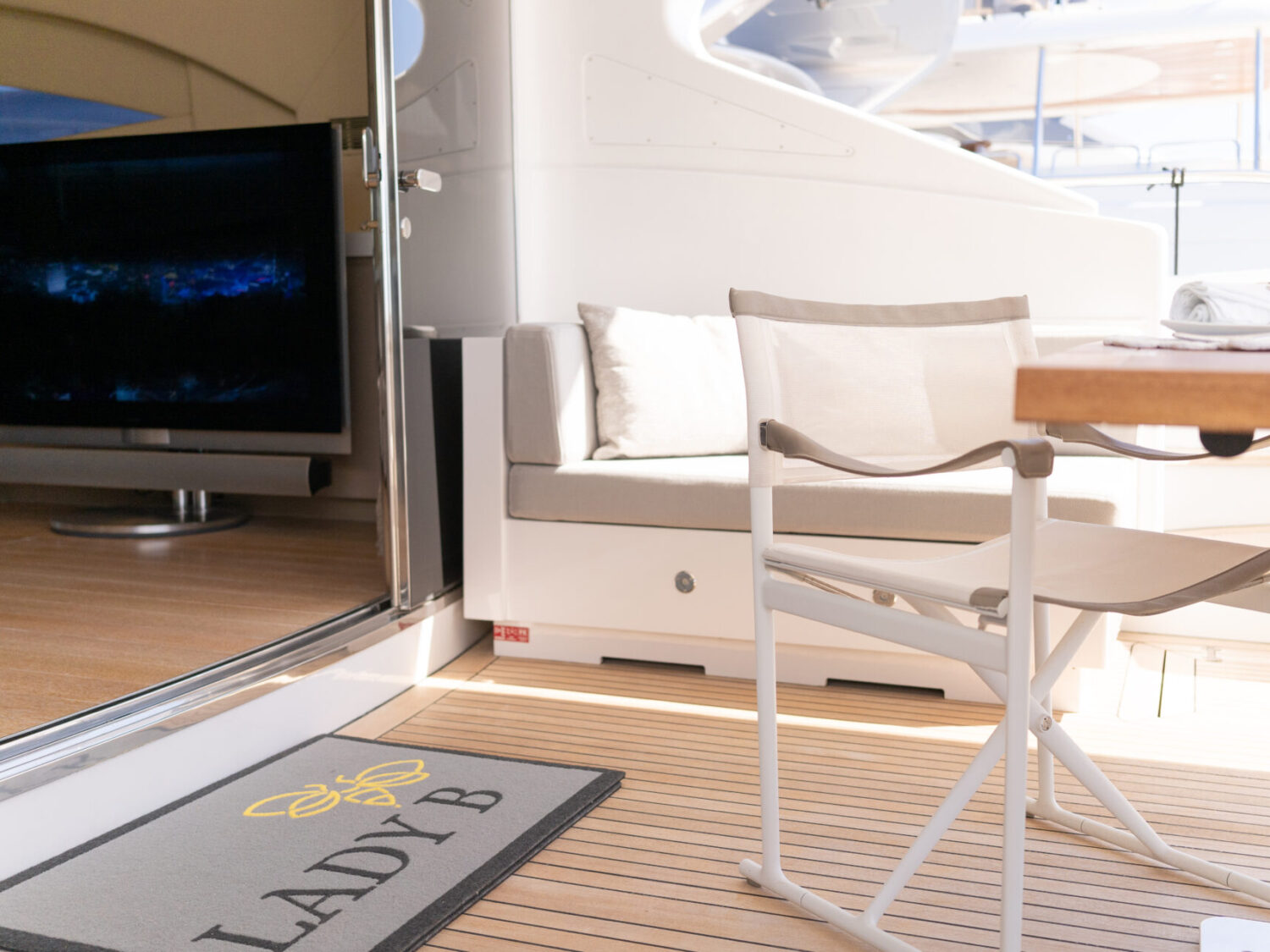 Lady B yacht charter 48