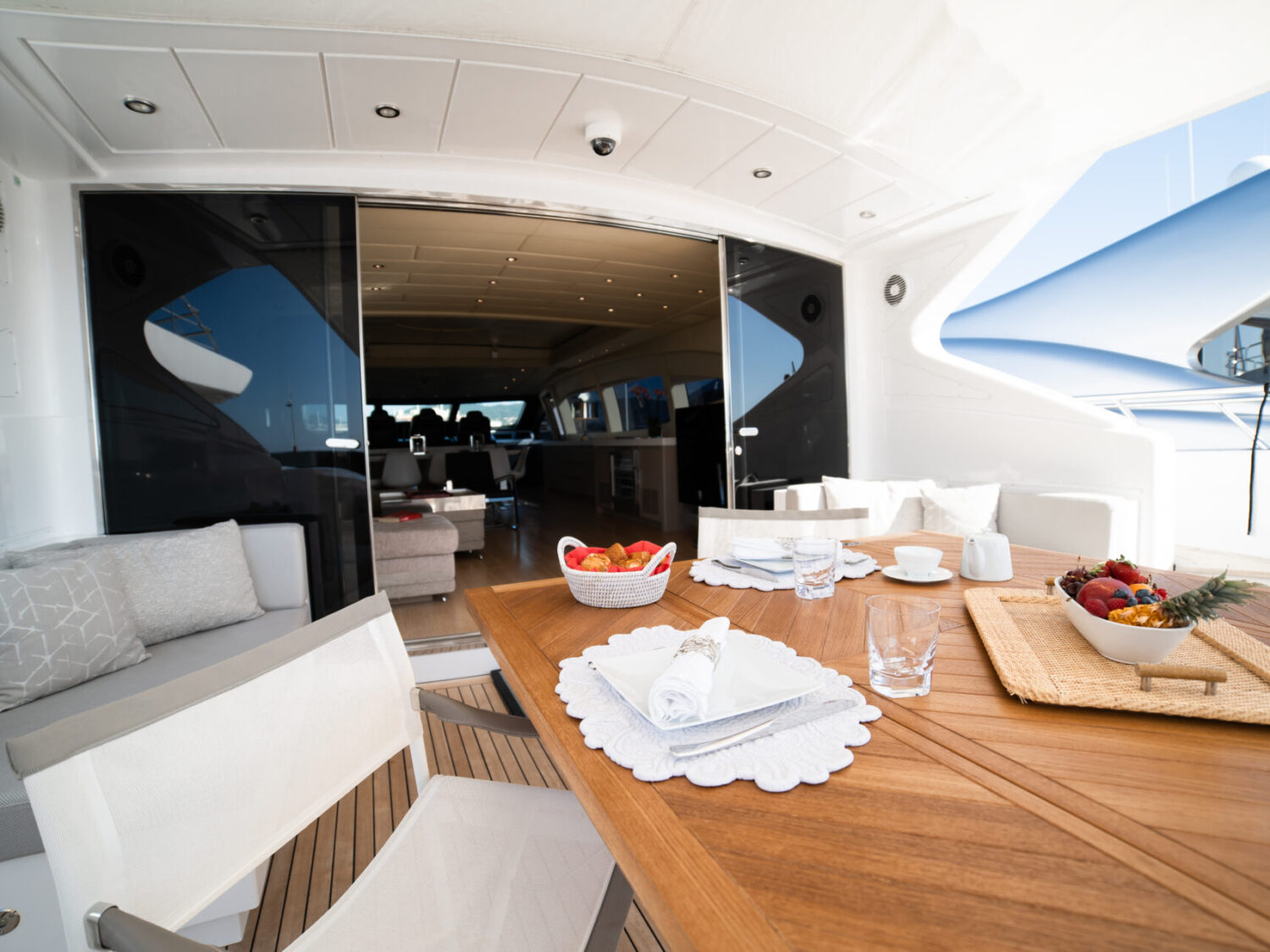 Lady B yacht charter 60