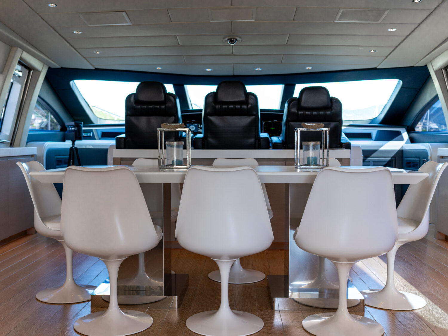 Lady B yacht charter 70