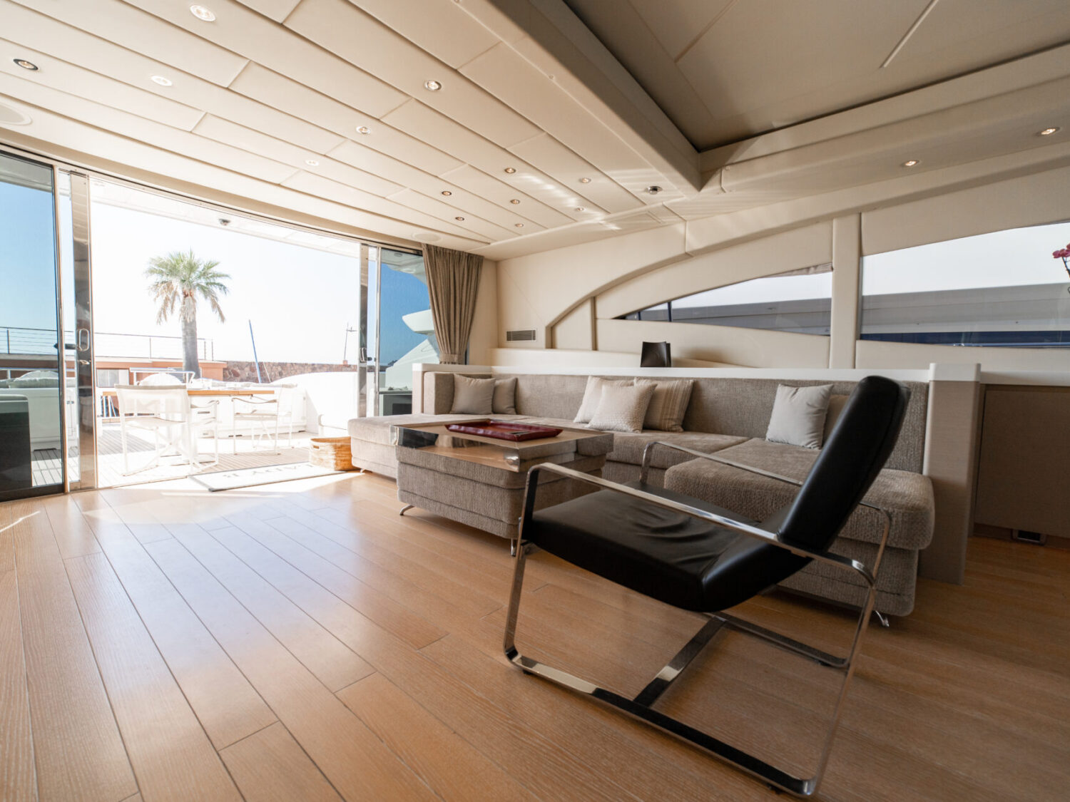 Lady B yacht charter 72