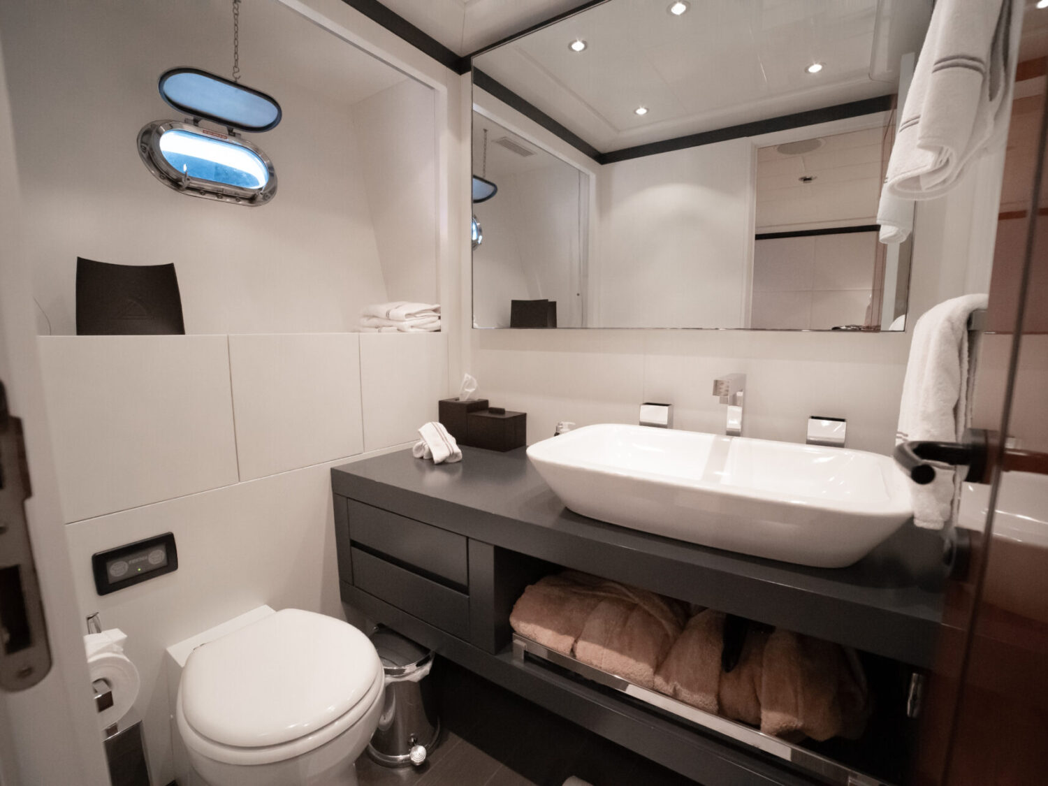 Lady B yacht charter 93