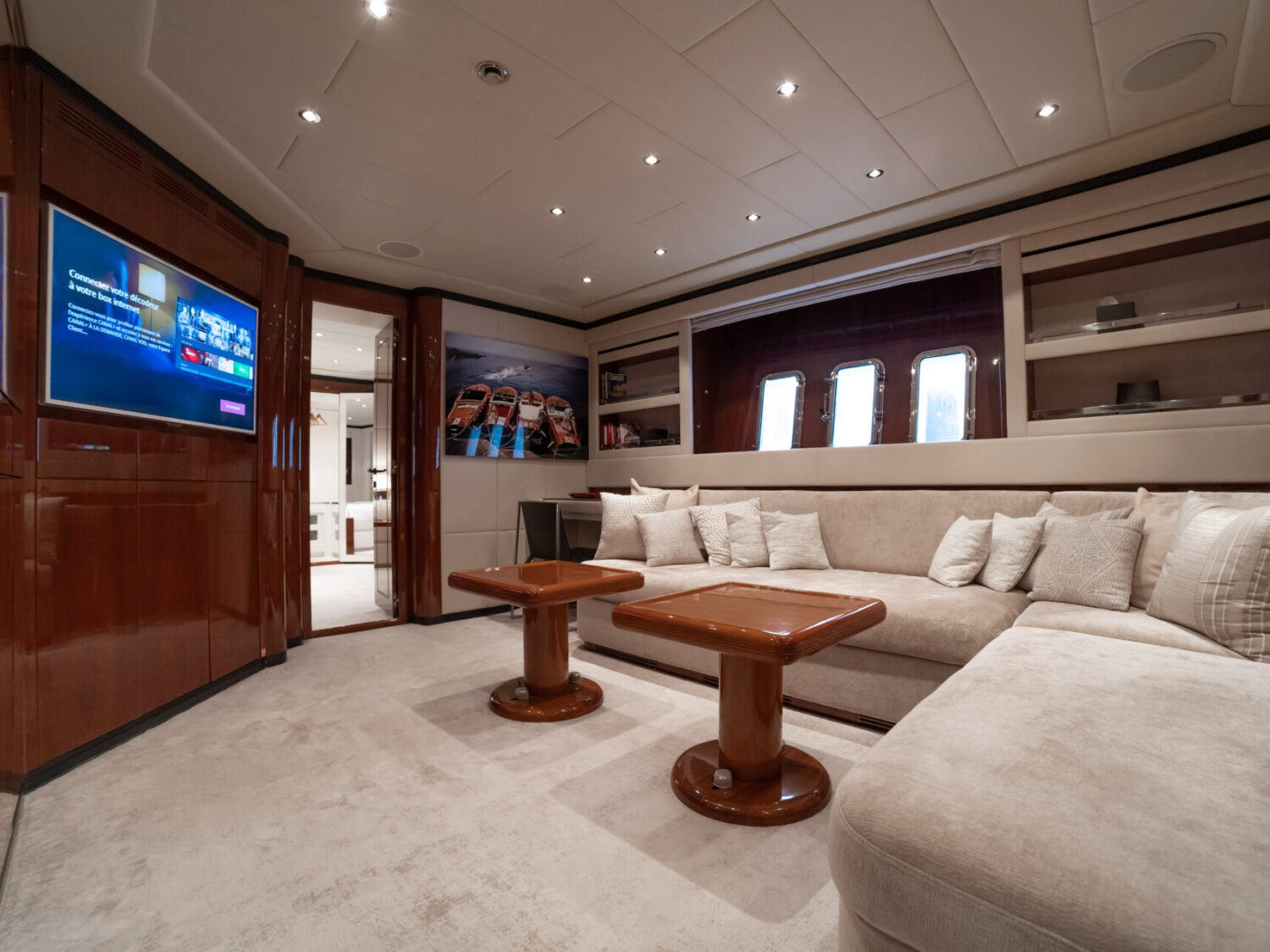 Lady B yacht charter 99