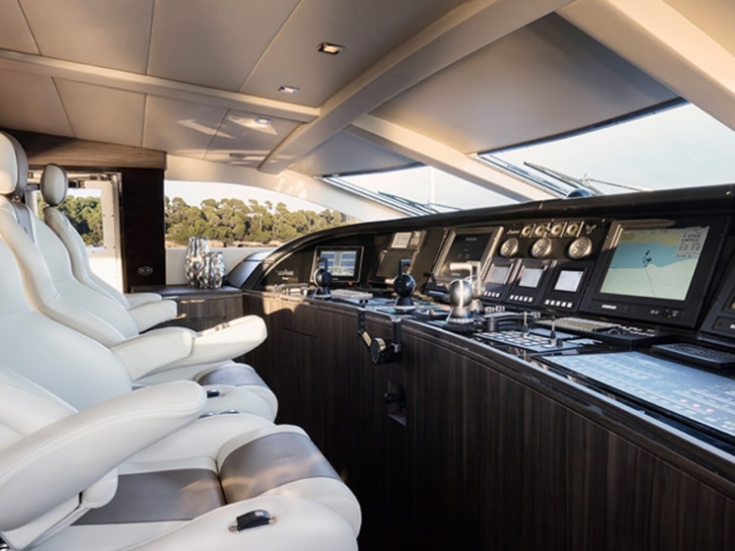 Leopard_yacht_by_Yachting-Concept__0014-1024x512