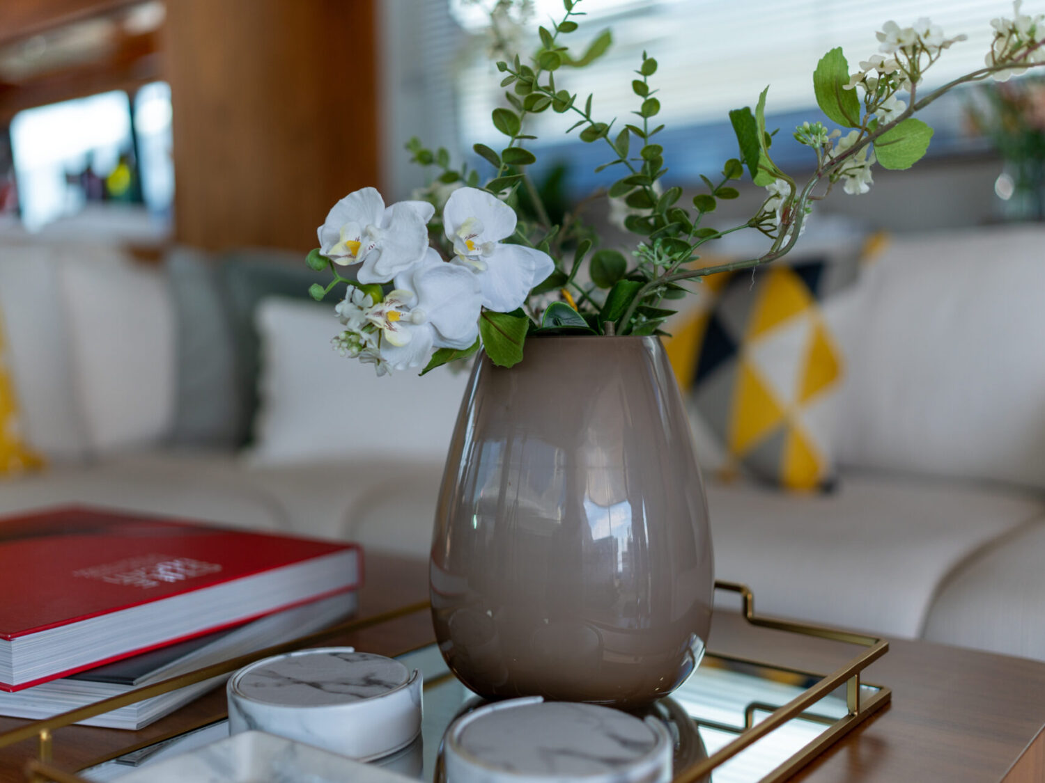 Mikel Angelo yacht charter 22
