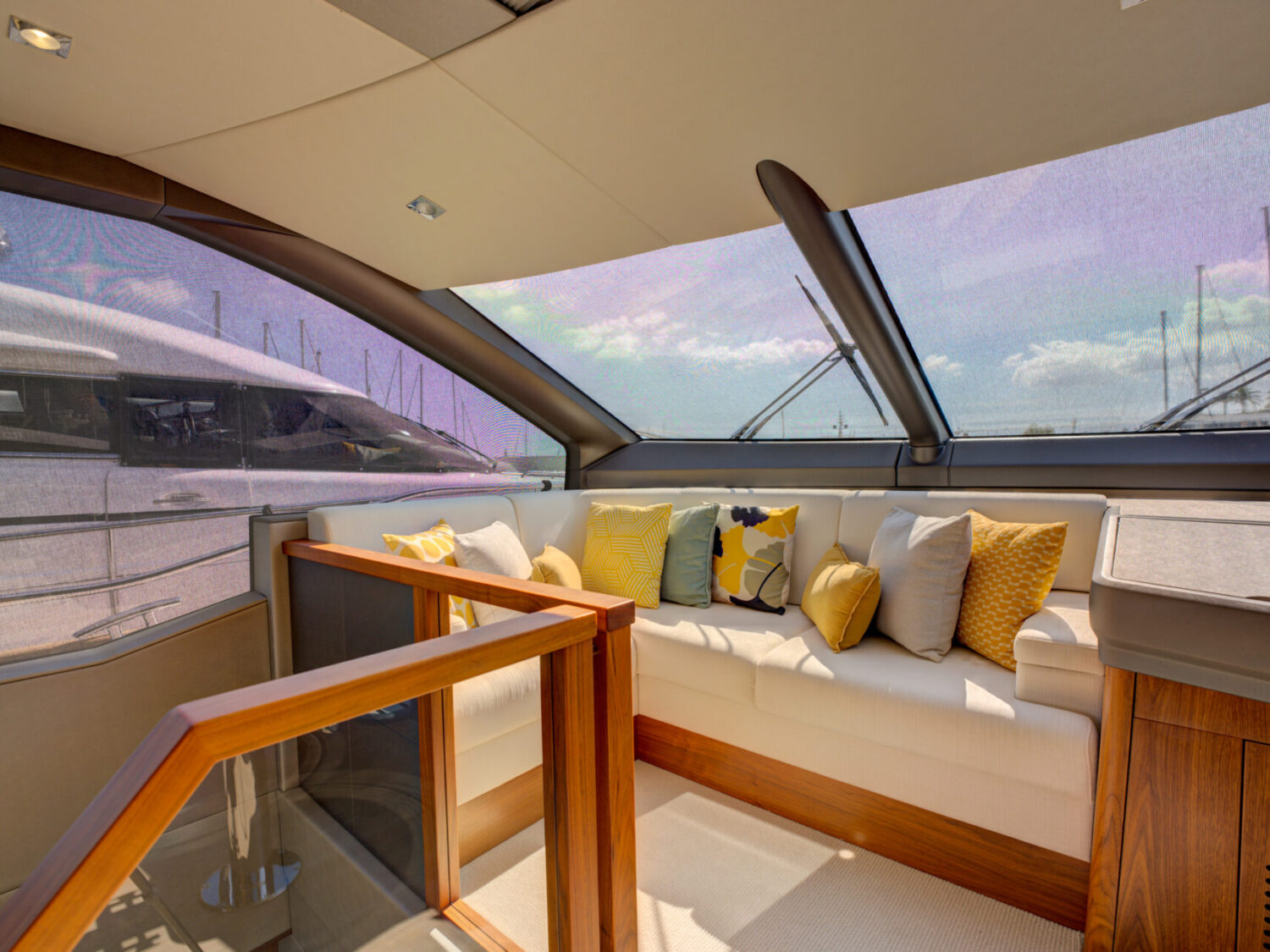 Mikel Angelo yacht charter 40