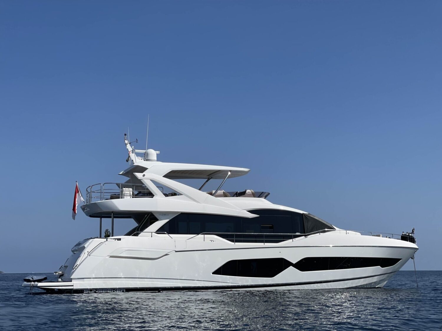Mikel Angelo yacht charter 6