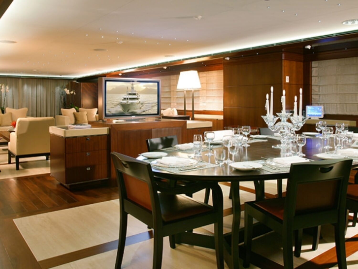 My-Maraya_yacht_by_Yachting-Concept__0009_10-1024x512