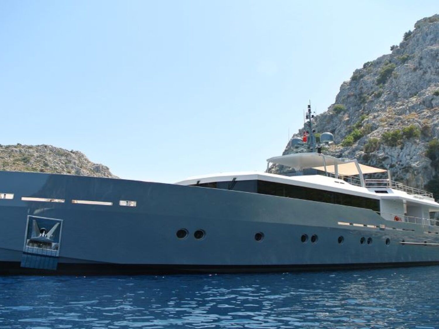 Only Now yacht charter 17