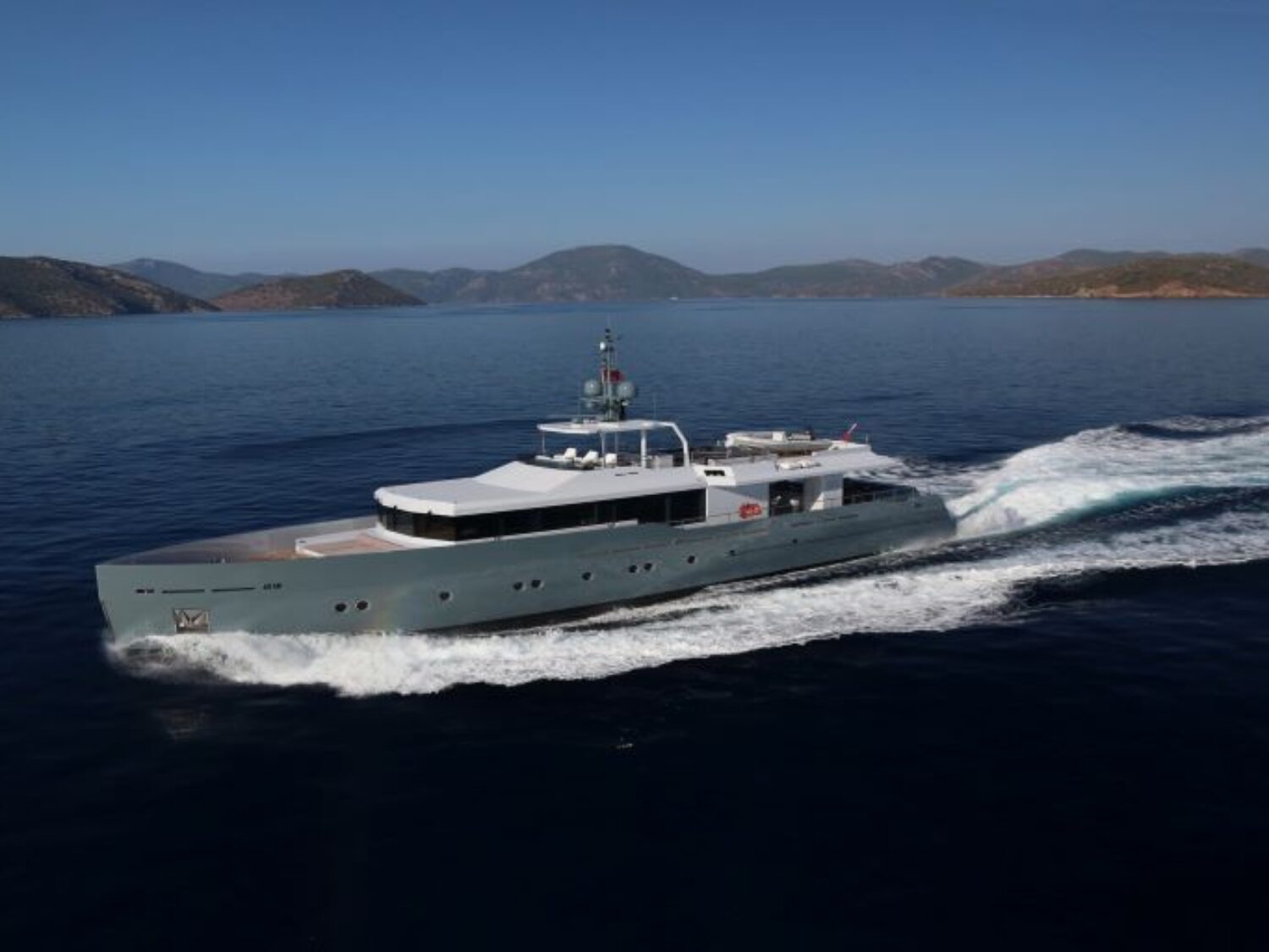 Only Now yacht charter 20