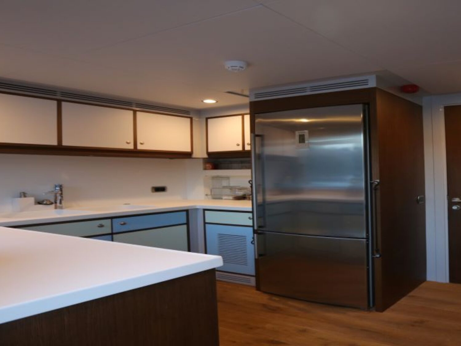 Only Now yacht charter 9