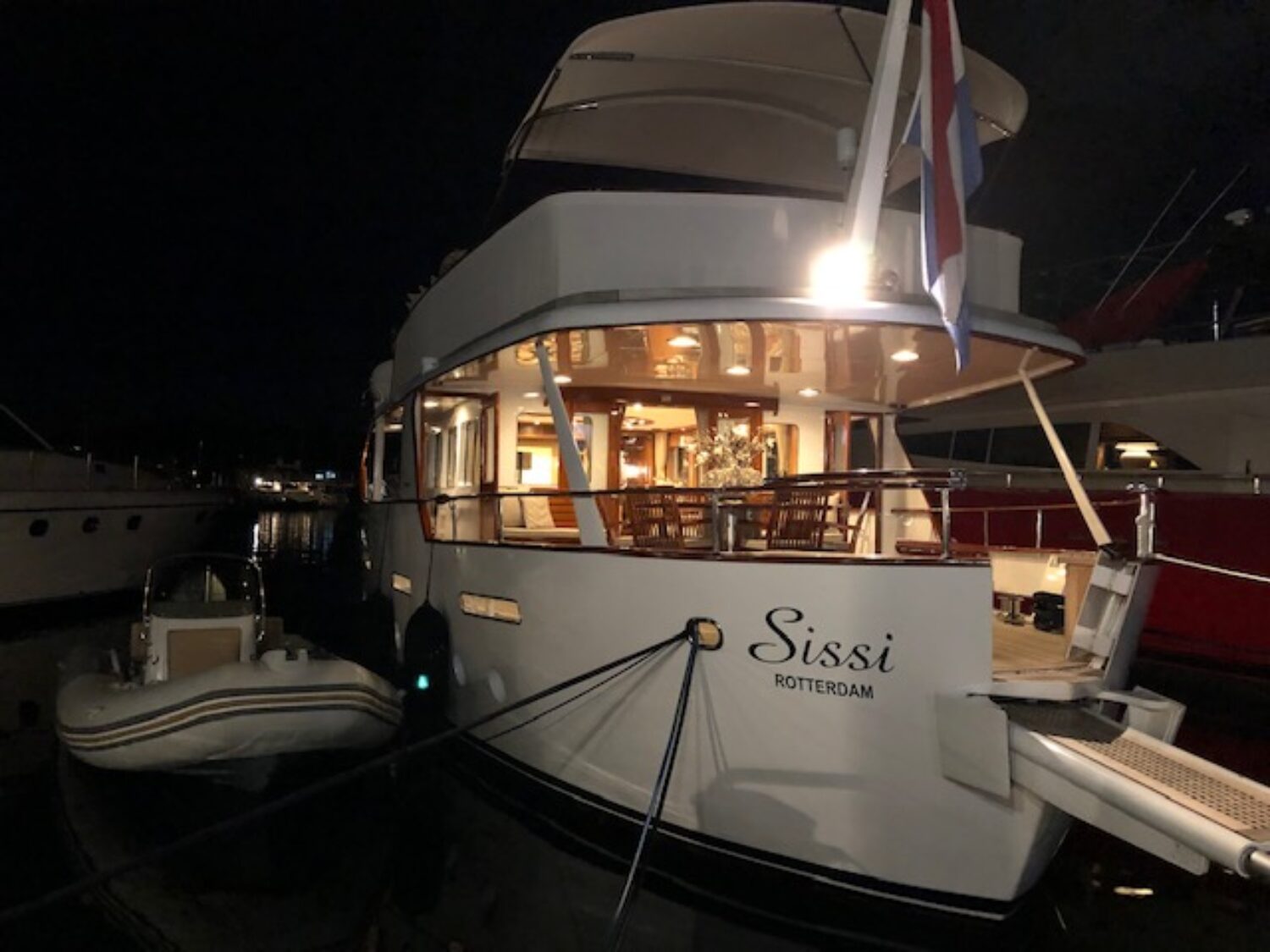 SISSI yacht charter 2