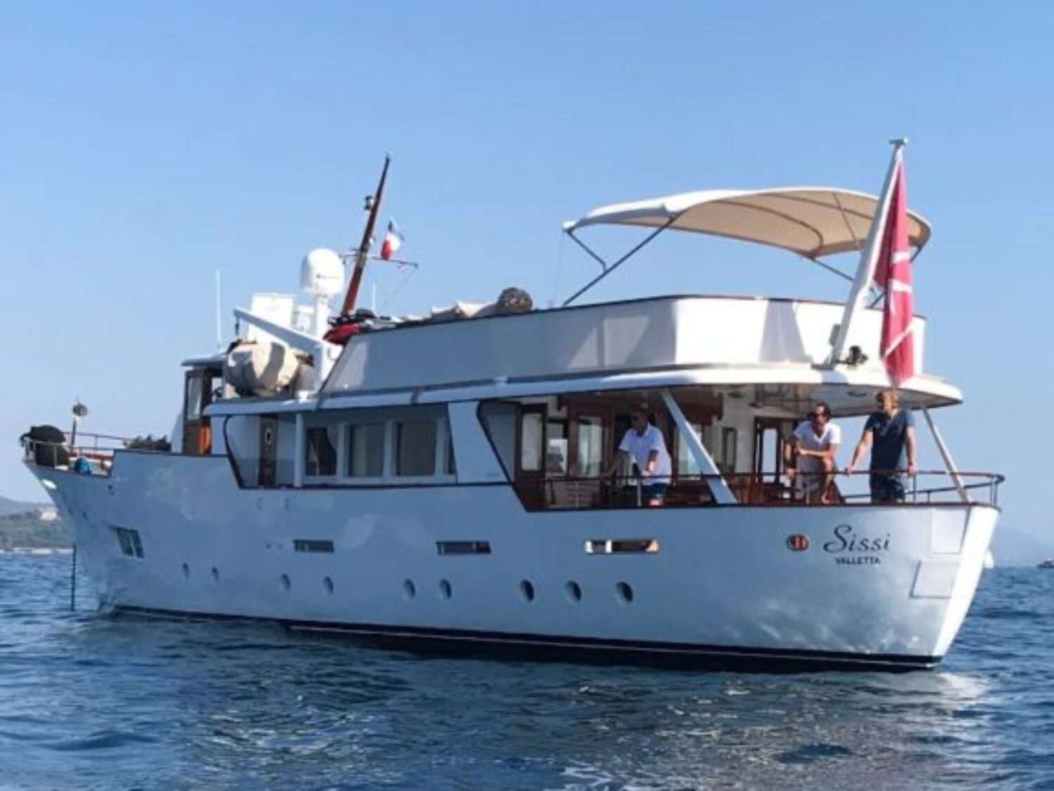 SISSI yacht charter 20