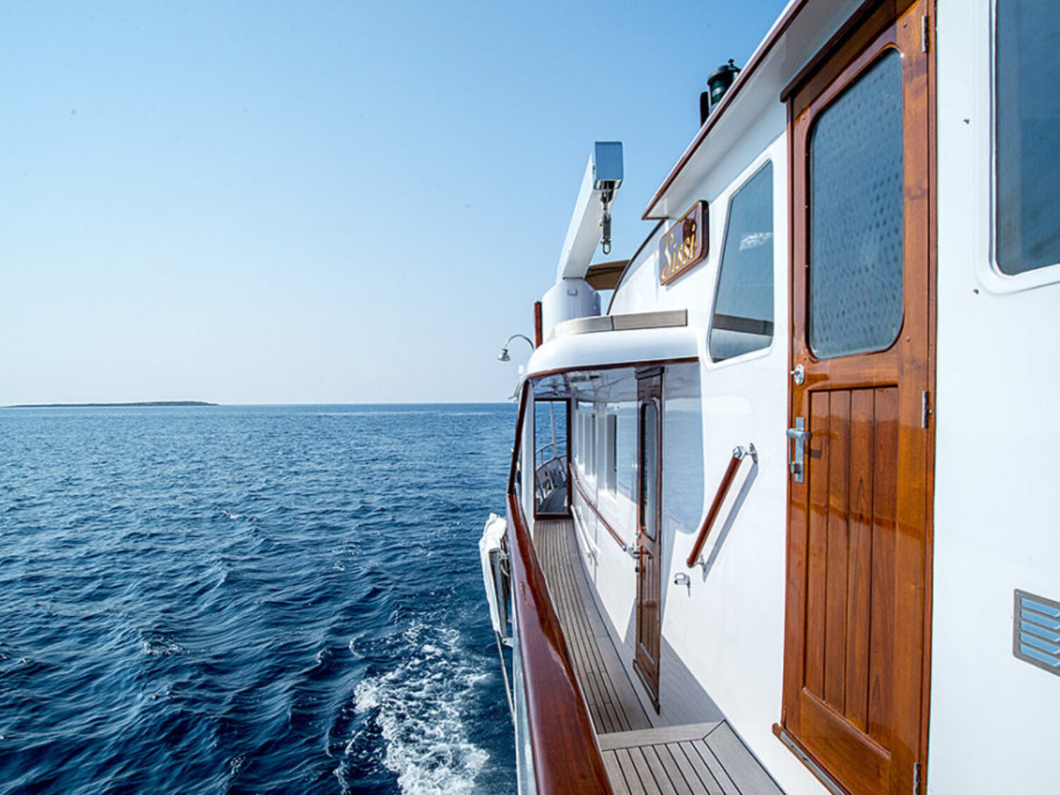 SISSI yacht charter 23
