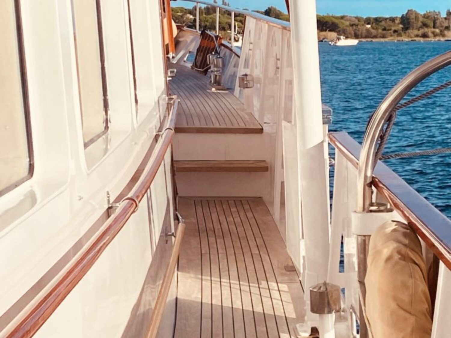 SISSI yacht charter 29