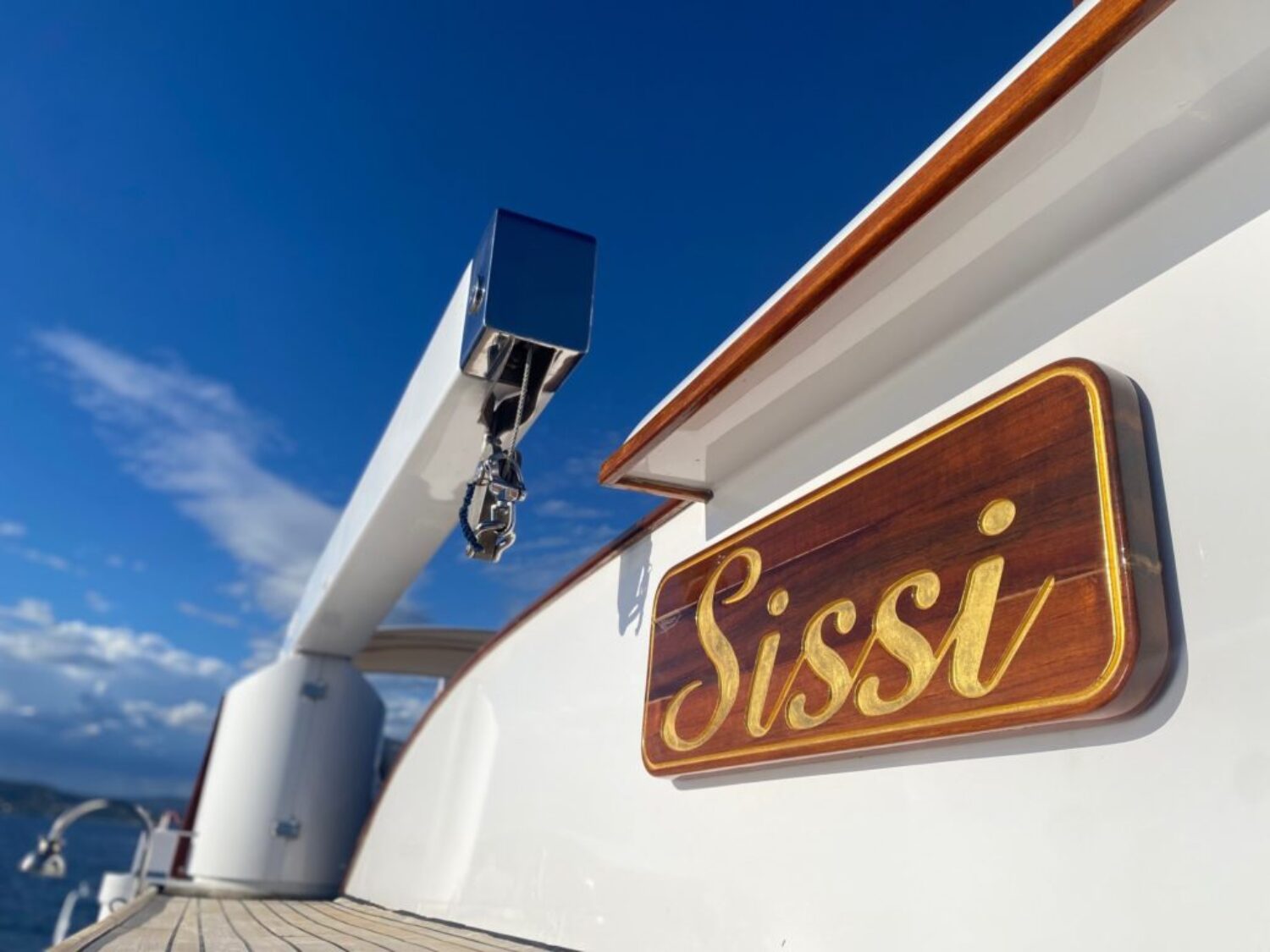 SISSI yacht charter 36