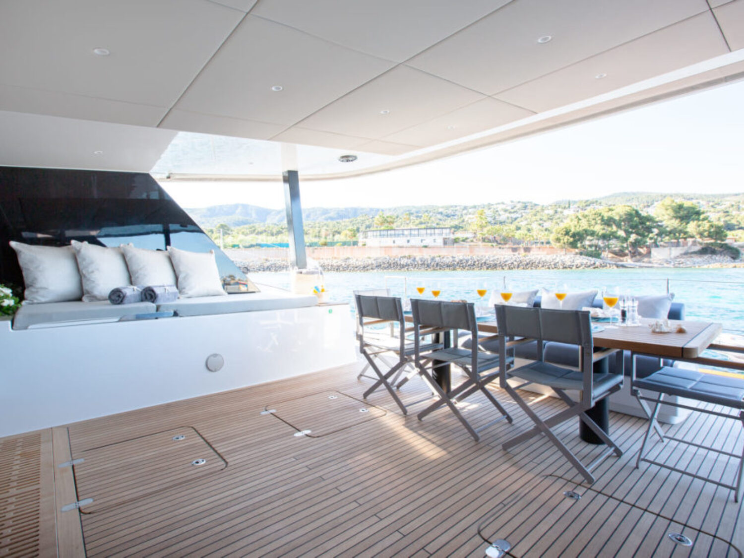 Sunreef-Catamaran-Sunbreeze-for-charter-in-Mallorca-13-1024x683