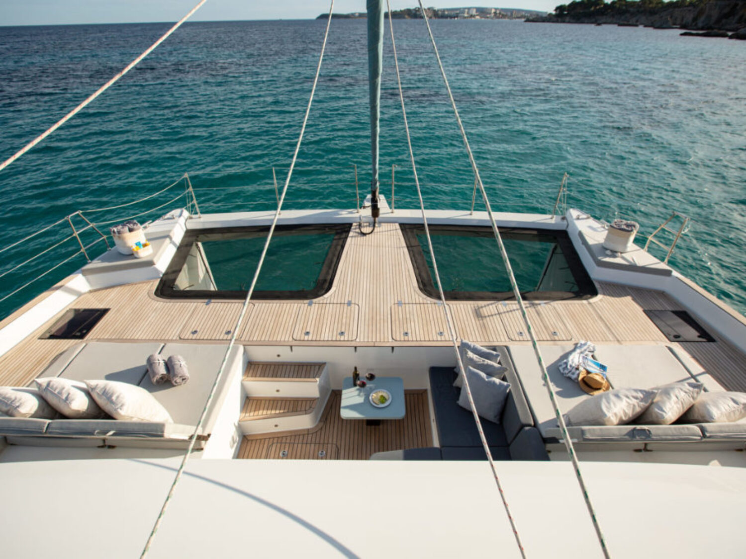 Sunreef-Catamaran-Sunbreeze-for-charter-in-Mallorca-16-1024x683