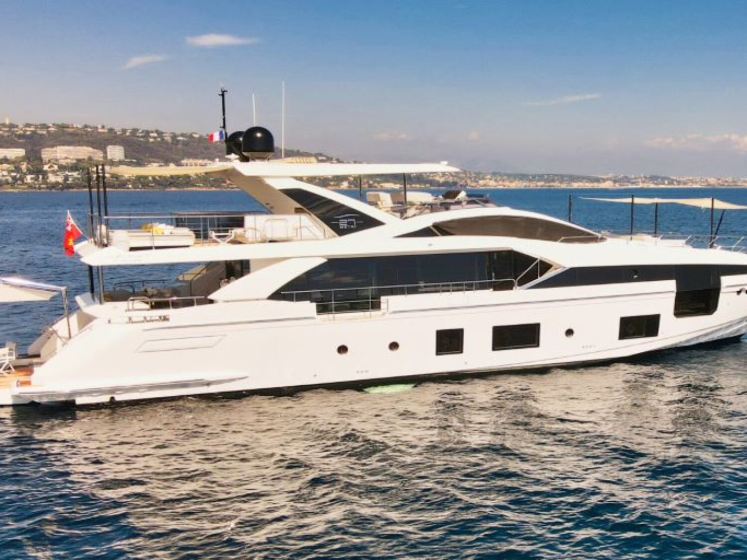 Wave - Azimut yacht charter 37