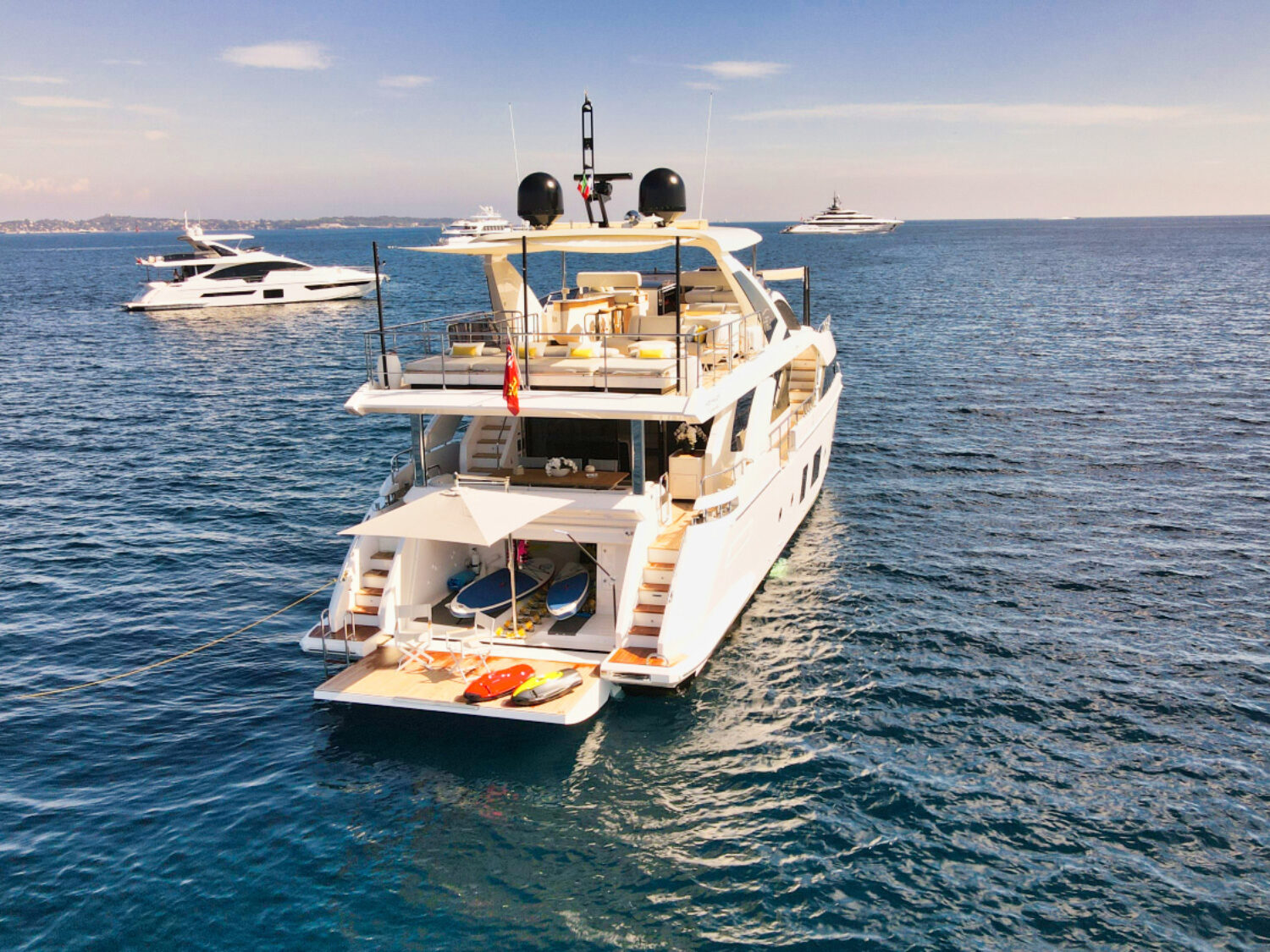 Wave - Azimut yacht charter 38