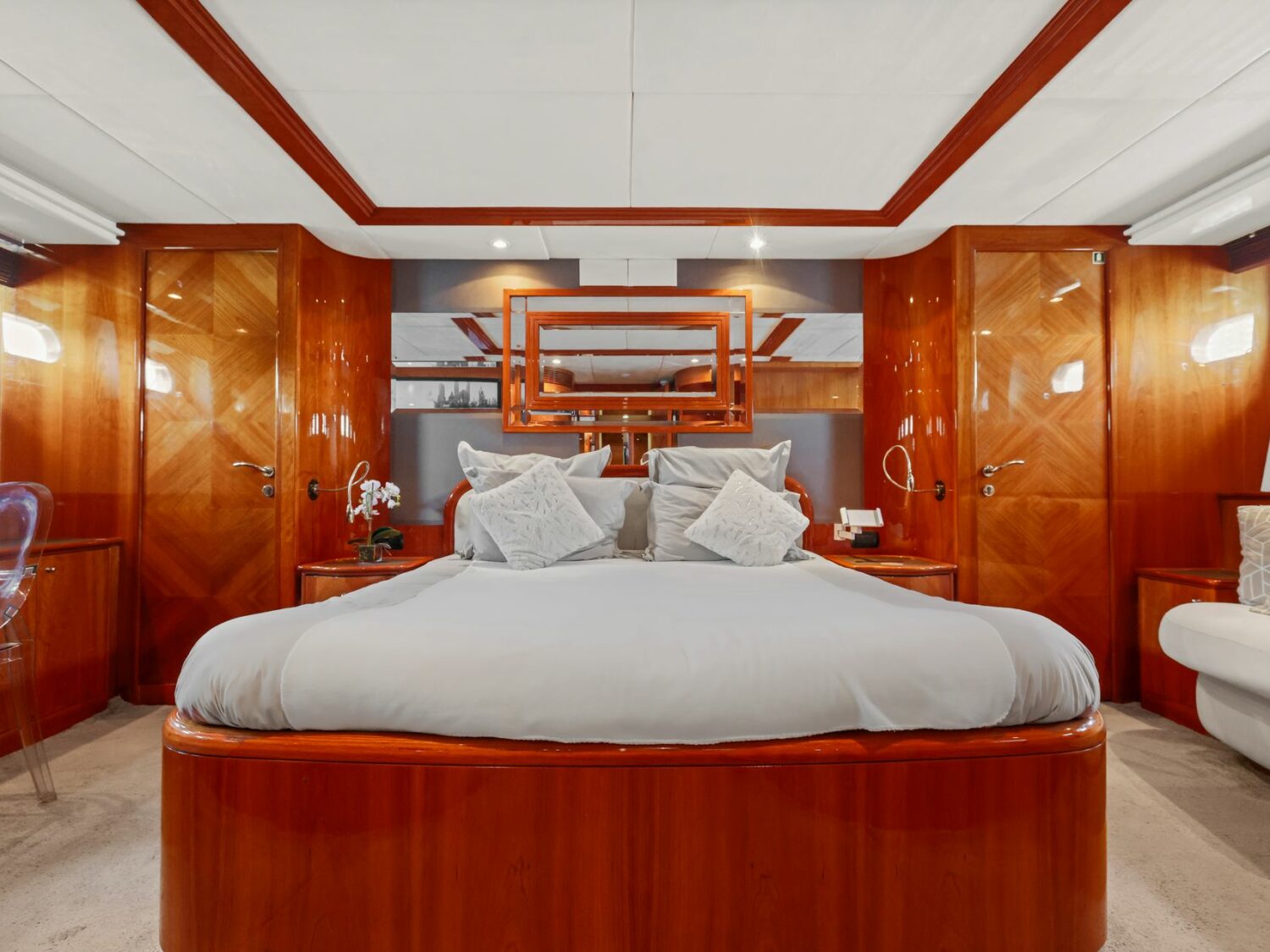 Yacht-charter- ACCAMA DELTA-03