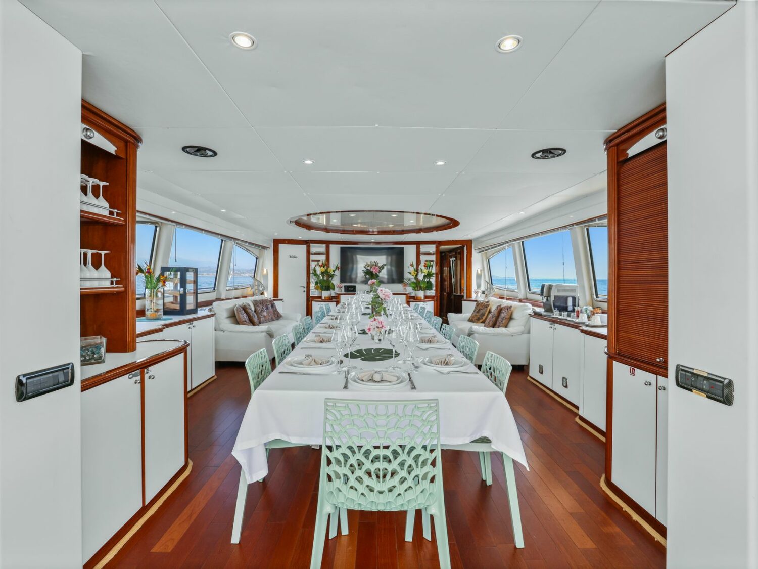 Yacht-charter- ACCAMA DELTA-13