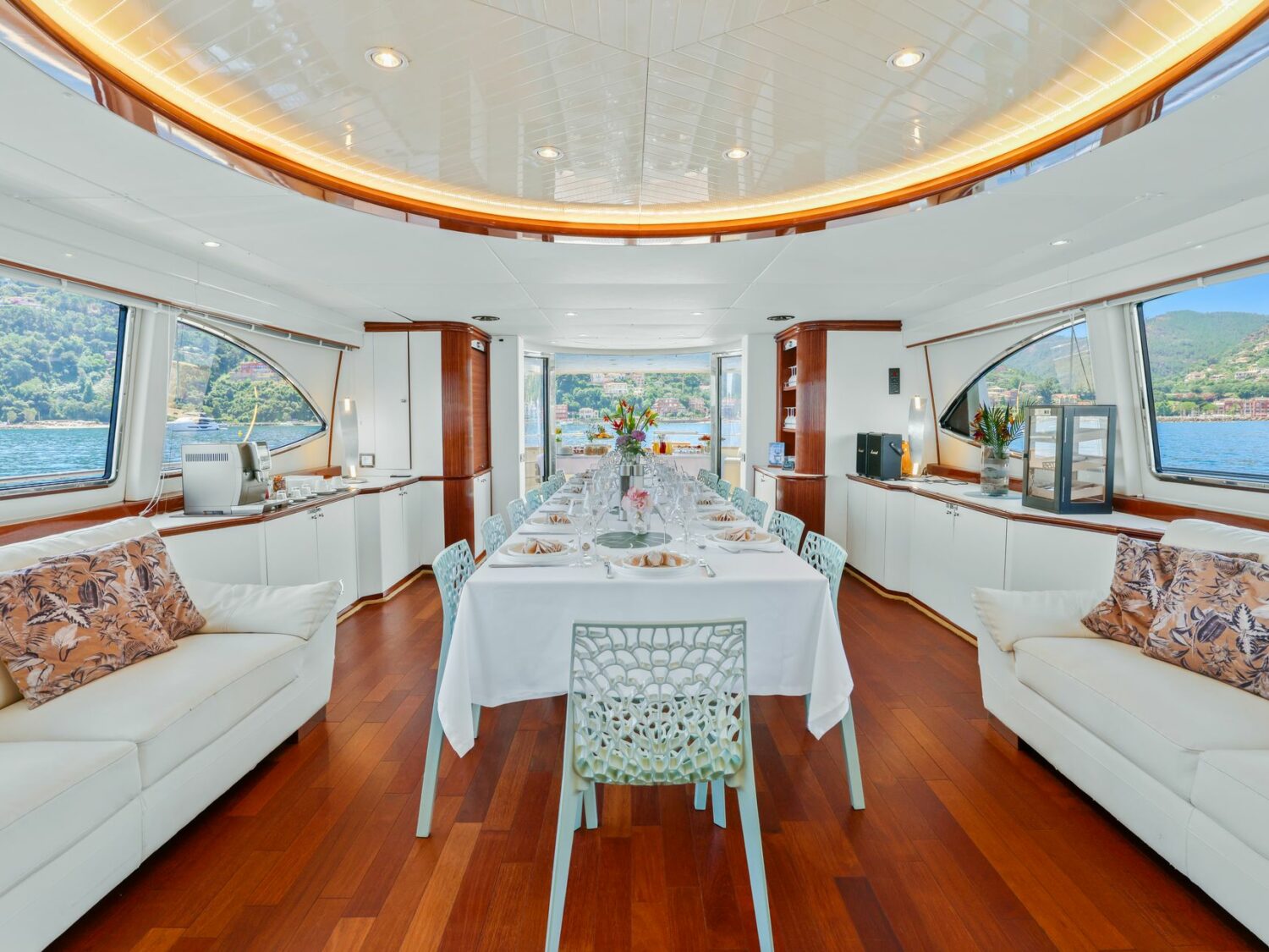 Yacht-charter- ACCAMA DELTA-23