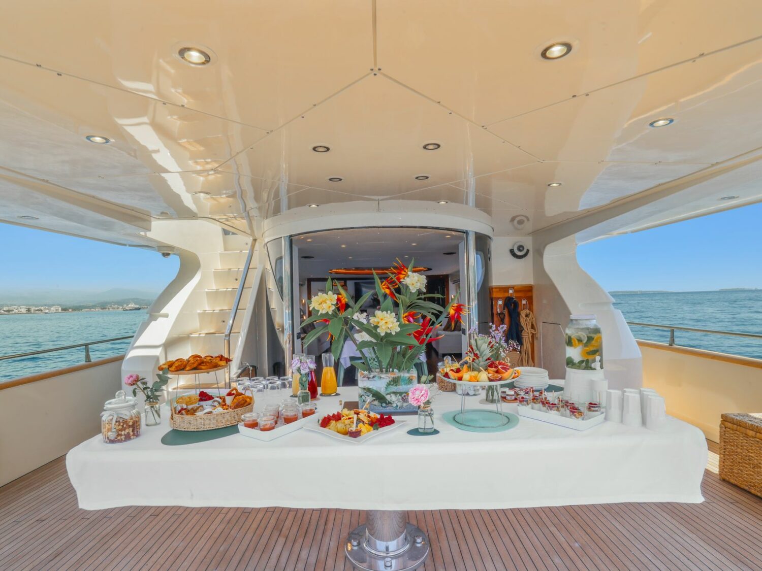 Yacht-charter- ACCAMA DELTA-29