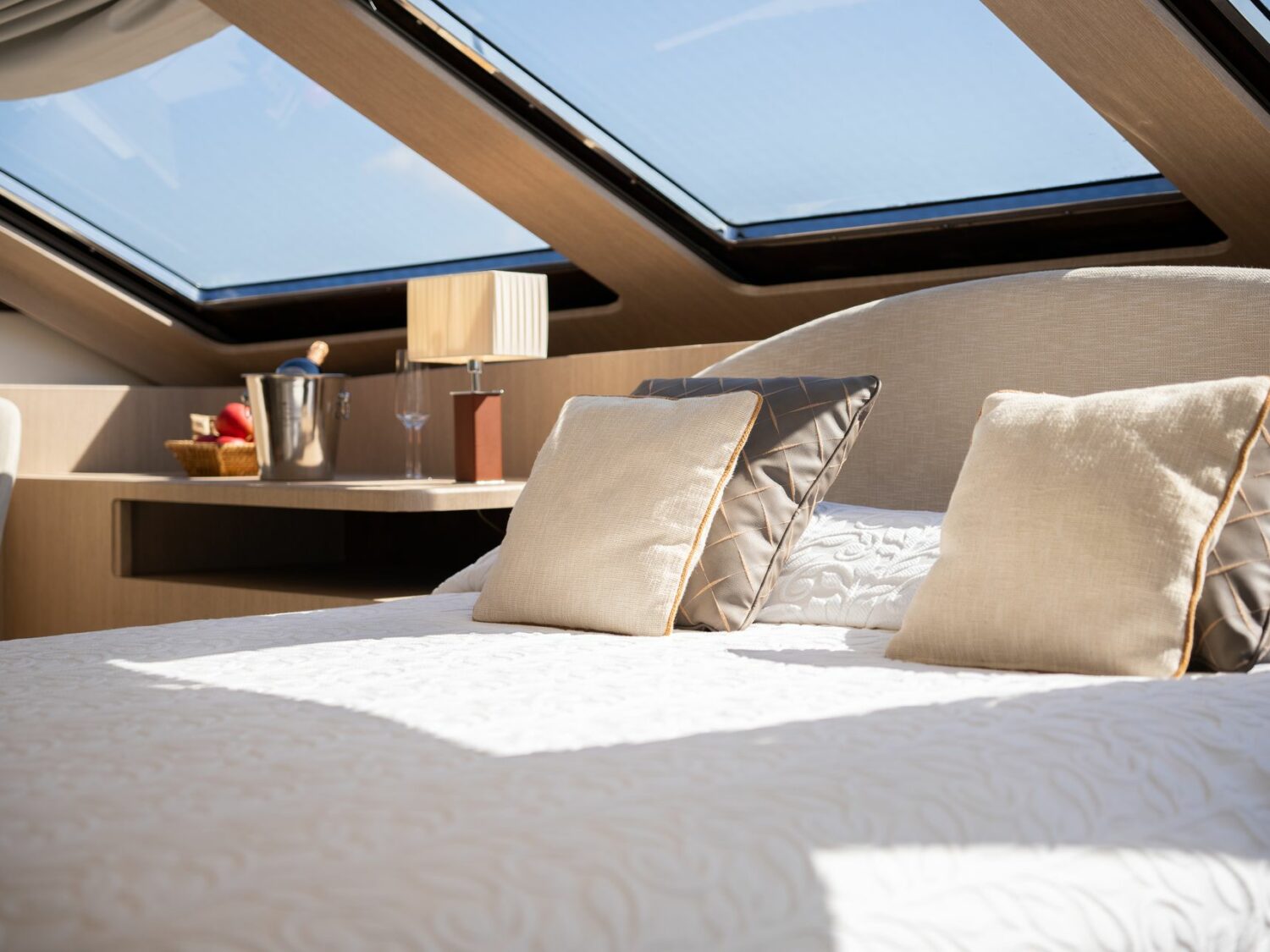 Yacht-charter-ANTISAN_34