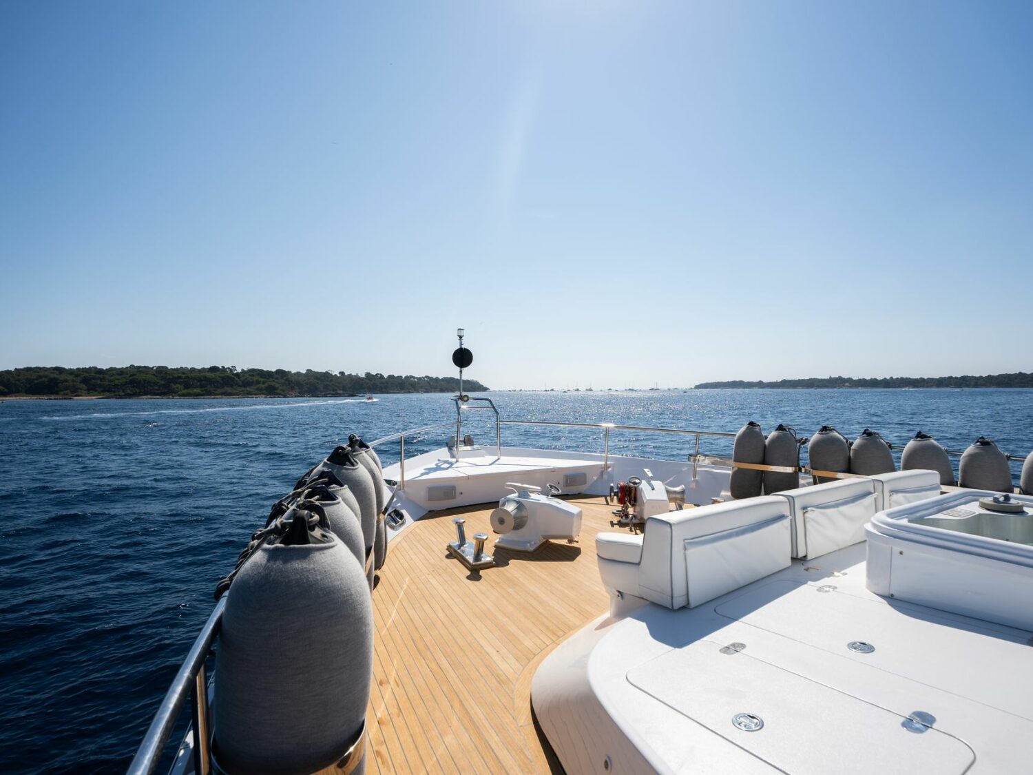 Yacht-charter-ANTISAN_5