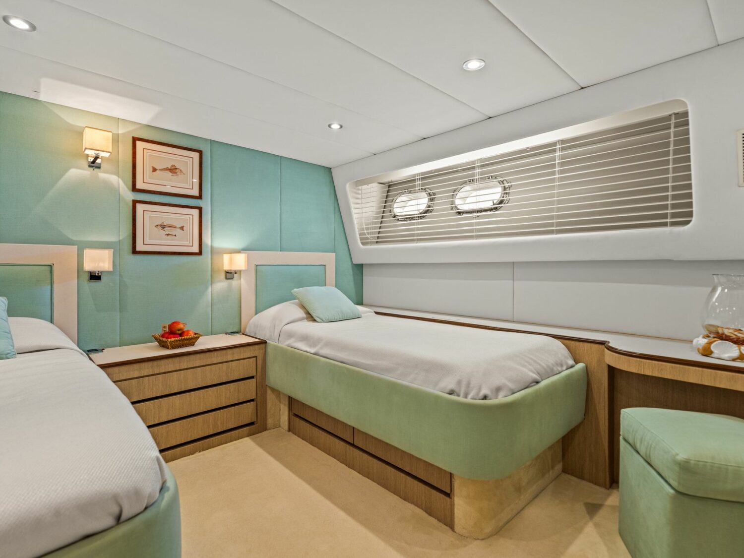 Yacht-charter-ANTISAN_54