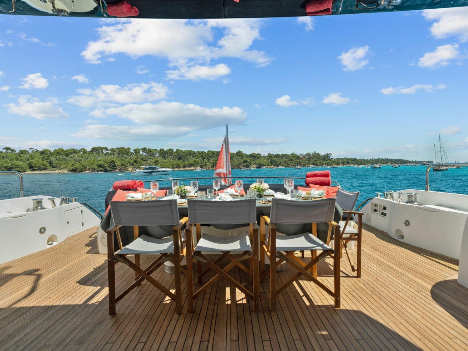 Yacht-charter-PALUMBA-SUNSEEKER-PREDATOR-84_59